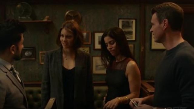 Equipment  James Checked Blazer worn by Frankie Trowbridge (Lauren Cohan) in Whiskey Cavalier (S01E08)