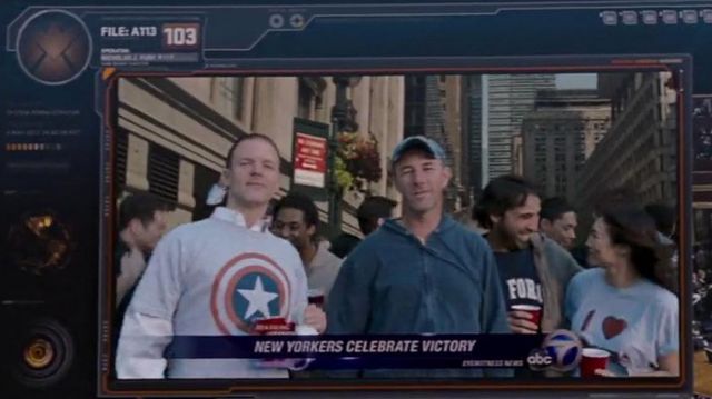 The T-shirt shield Captain America in the Avengers