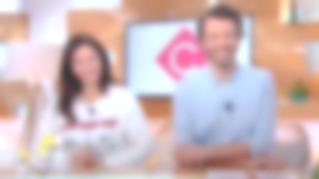Le Sweat Newyork de Marion Ruggieri dans C à vous du 12/04/2019