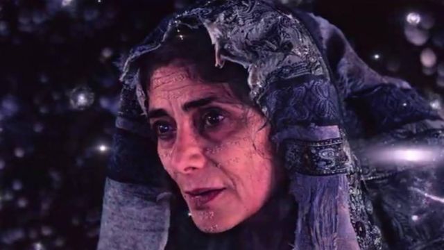 Purple Head Scarf worn by Khatun (Hiam Abbass) in The OA (S01E04)