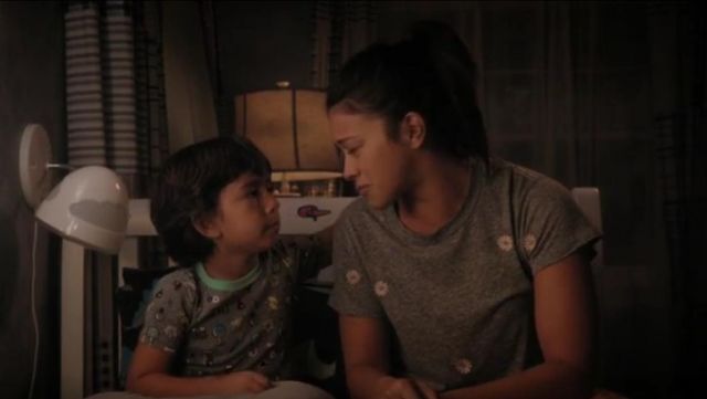 The Great The Embroidered Slim Tee worn by Jane Villanueva (Gina Rodriguez) in Jane the Virgin (S05E05)