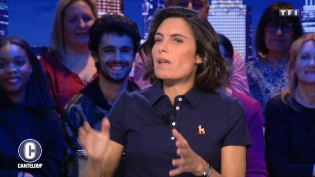 Le Polo bleu marine de Alessandra Sublet dans C'est Canteloup du 25/04/2019