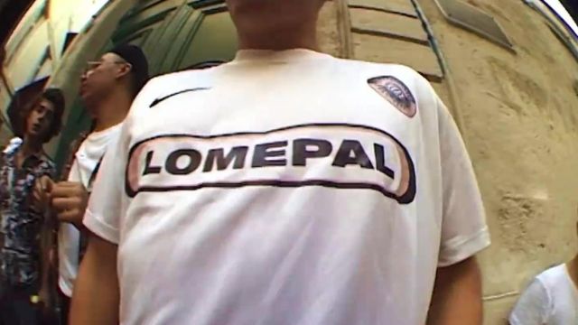 The t-shirt Lomepal x Nike SB worn by Lomepal in her video clip Bryan Herman