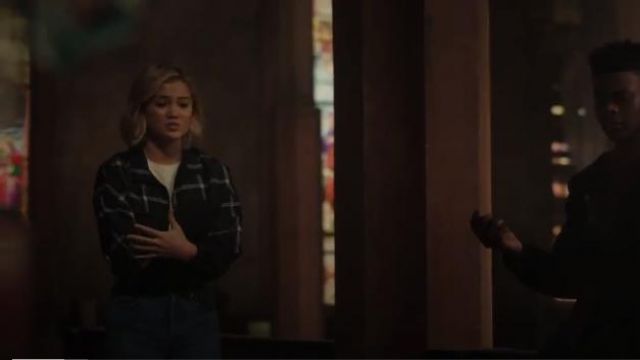 Forever 21 Colorblock Plaid Cropped Windbreaker worn by Dagger (Olivia Holt) in Marvel's Cloak & Dagger (S02E05)