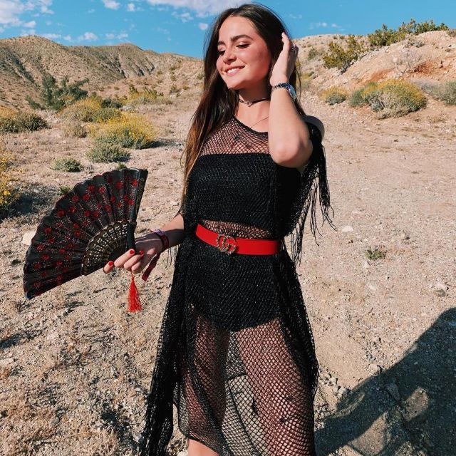 Les bottes noires de Danae sur le compte instagram de @danaemakeup