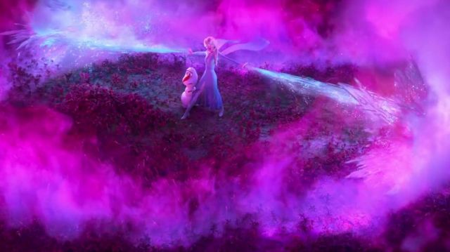 La réplique du costume de Elsa dans La reine des neiges 2