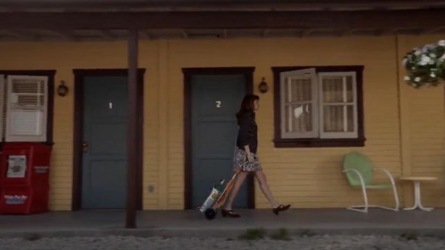Club Monaco Tavie Floral Skirt worn by Emma Decody (Olivia Cooke) in Bates Motel (S02E07)