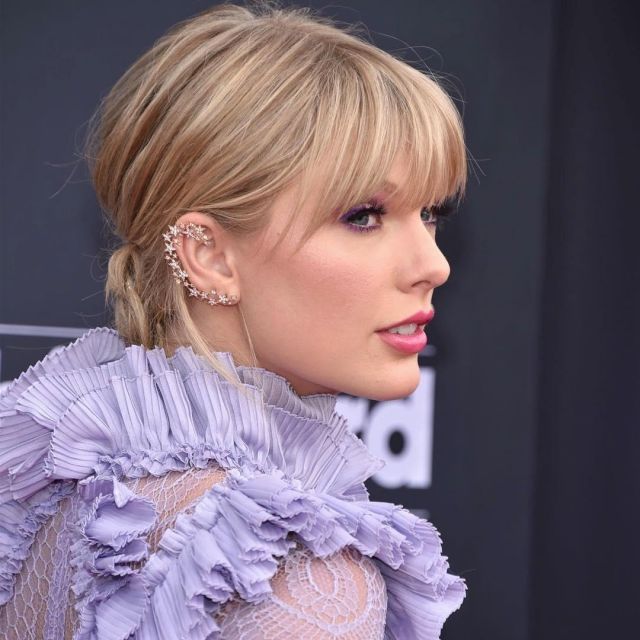 Stefere 18K Or Rose Étoiles Earcuff porté par Taylor Swift pour les Billboard Music Awards le 1er Mai 2019