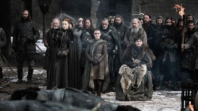 Costume Cosplay porté par Arya Stark (Maisie Williams) dans Game of Thrones (S08E04)