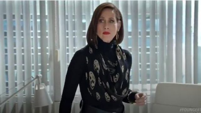Alexander McQueen Skull Print Silk Chiffon Scarf worn by Diana Trout (Miriam Shor) in Younger (S02E04)