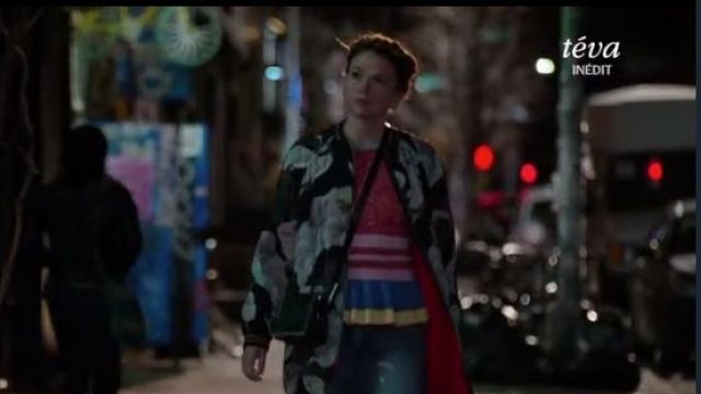 Zara Oversized Printed Bomber Jacket worn by Liza Miller (Sutton Foster) in Younger (S04E02)