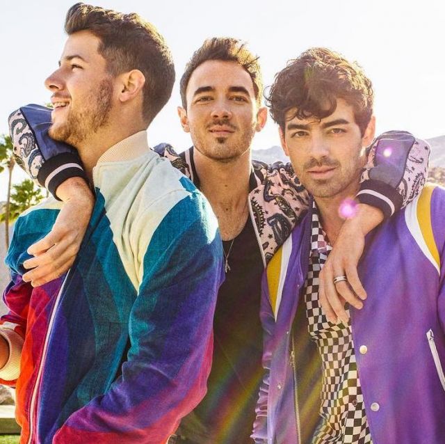 The bomber jacket Amiri worn by Joe Jonas on his account Instagram