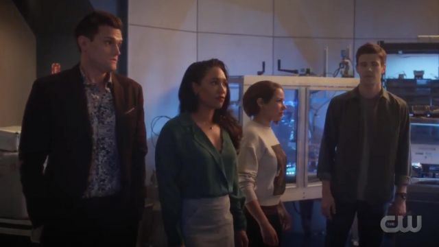 Babaton Martin Blouse in green worn by Iris West (Candice Patton) in The Flash (S05E21)