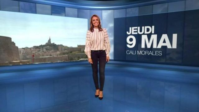 Le chemisier rayé porté par Cali Morales dans La Météo de M6 du 9 mai 2019