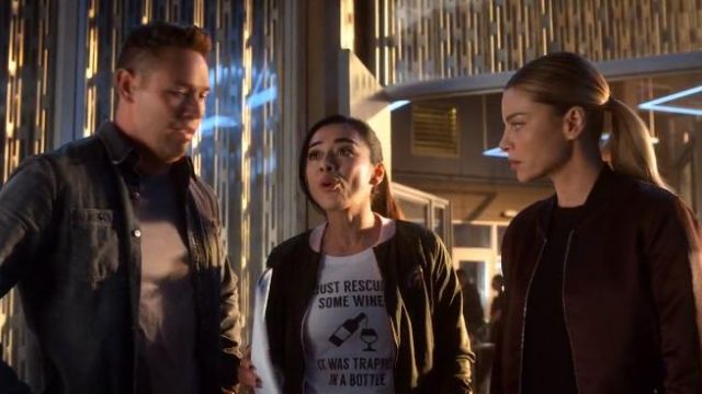 T-shirt "I Just Rescued Some Wine" worn by Ella Lopez (Aimee Garcia) in Lucifer (S04E06)