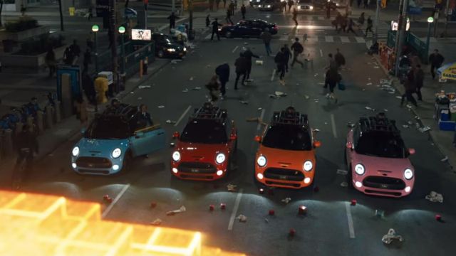 Les Mini Cooper S dans Pixels