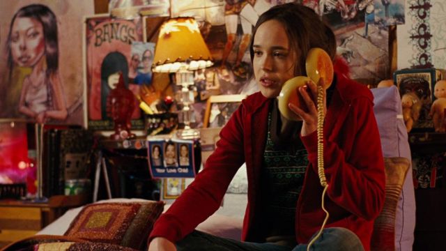 El teléfono de hamburguesa de Juno MacGuff (Ellen Page) en Juno