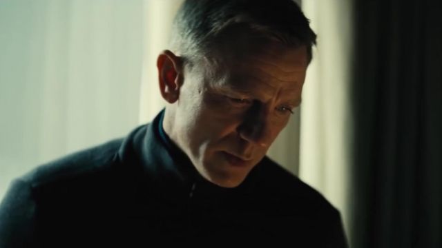 The sweater turtleneck N Peal of James Bond (Daniel Craig) in Spectrum