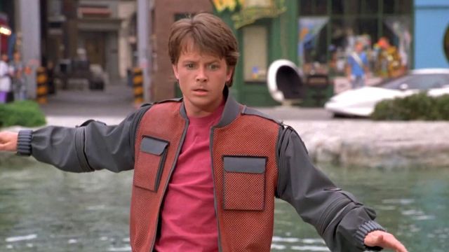 The bomber jacket a futuristic Marty Mc Fly in Back to the future 2