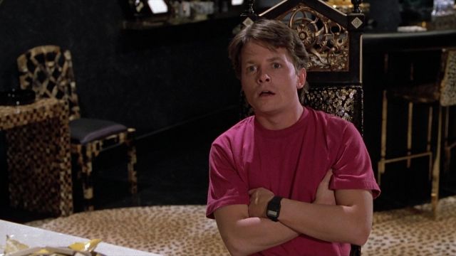 La montre Casio CA-53w-1er de Marty McFly (Michael J. Fox) dans Retour vers le futur 2