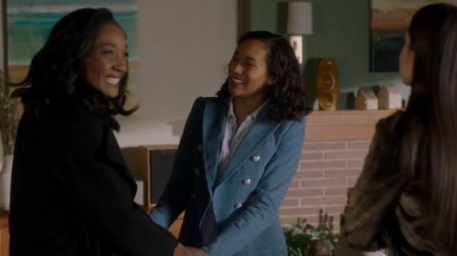 Veronica Beard  Caden Blazer worn by Caitlin Lewis (Sydney Park) in Pretty Little Liars: The Perfectionists (S01E09)