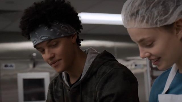 the bandana grey Will (Jacques Colimon) in The Society (S01E03)