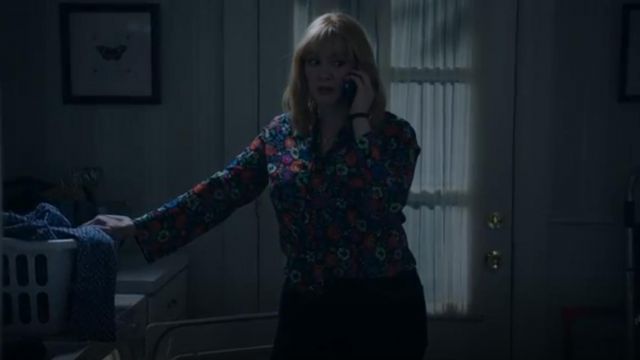 Etro Fluorescent Floral Tie Neck Blouse worn by Beth Boland (Christina Hendricks) in Good Girls (S02E12)
