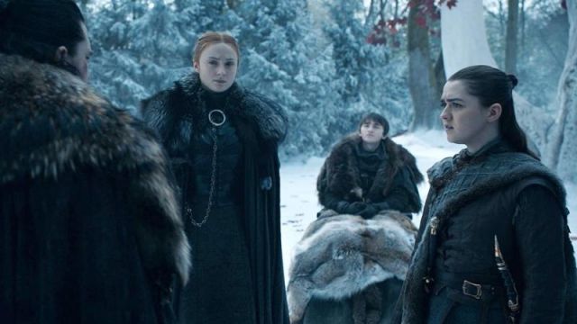 La réplique du costume de Arya Stark (Maisie Williams) dans Game of Thrones (S08E04)