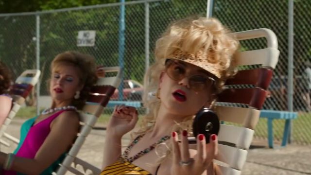 Gafas de sol en Stranger Things (S03E01)
