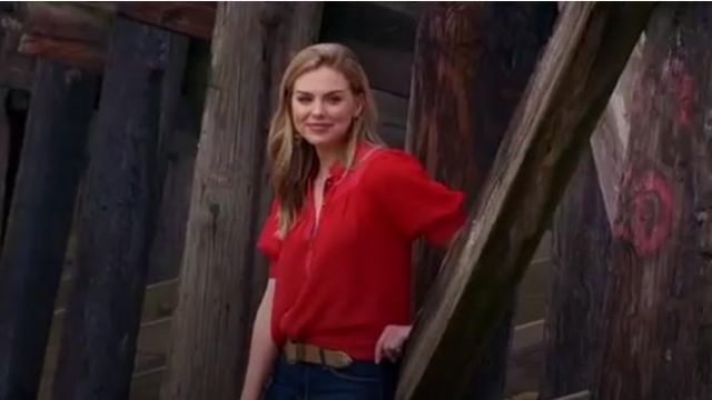 Anthropologie Moulinette Soeurs Red Blouse worn by Hannah Brown in The Bachelorette (S15E01)