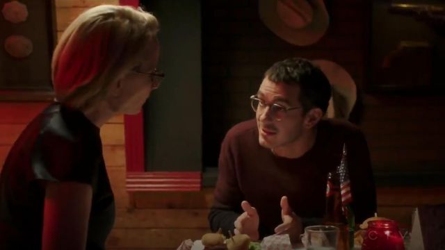 Ted Baker London Holaday Modern Slim Fit Ombré Crewneck Sweater worn by Simon Asher (Tate Ellington) in Quantico (S01E09)