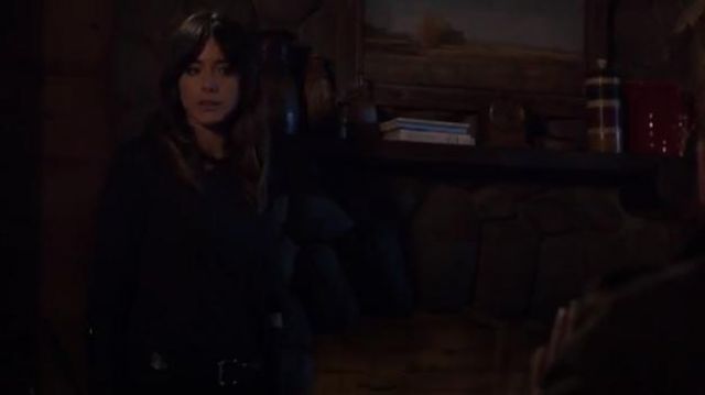 Lna Evan Long Sleeve Worn By Daisy Skye Johnson Chloe Bennet In Marvel S Agents Of S H I E L D S02e15 Spotern