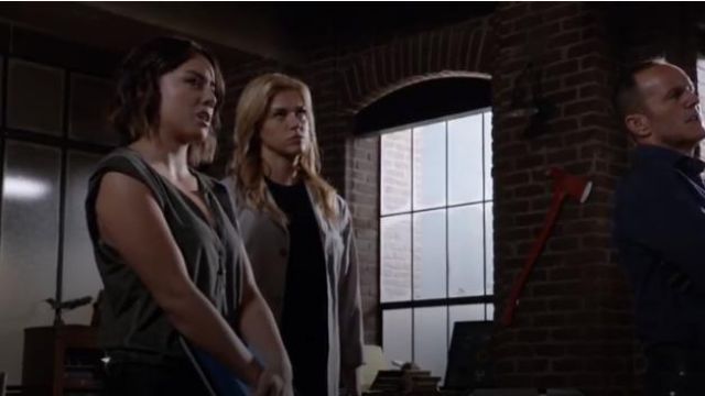 Pam et Gela Muscle Henley porté par Daisy 'Skye' Johnson (Chloe Bennet) dans Marvel Agents of S. H. I. E. L. D. (S03E04)
