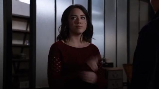The Kooples. Red Open-weave Wool Sweater worn by Daisy 'Skye' Johnson (Chloe Bennet) in Marvel's Agents of S.H.I.E.L.D. (S03E17)