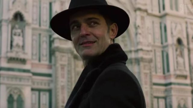 the black hat of Berlín (Pedro Alonso) in The casa de papel (Season 3)