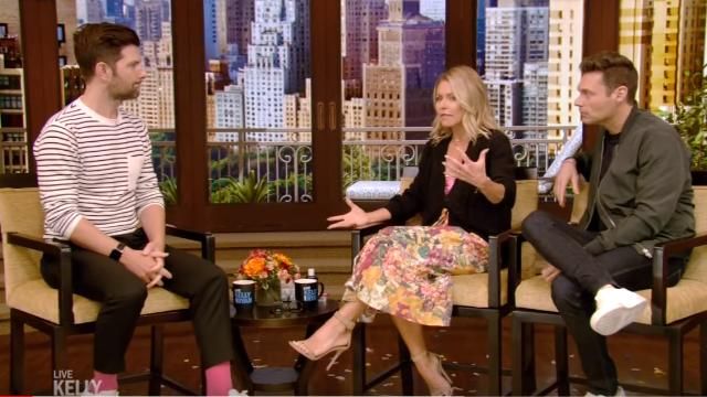 Black and White stripped Long Sleeve Sweater Ivory worn by Adam Scott in E! News June 3, 2019