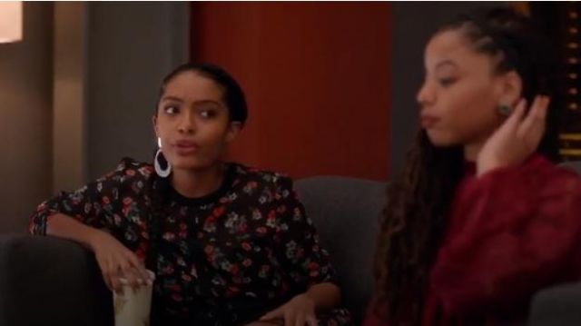 Maje Printed Dress with Ribbed Braid Trim worn by Zoey Johnson (Yara Shahidi) in grown-ish (S01E12)
