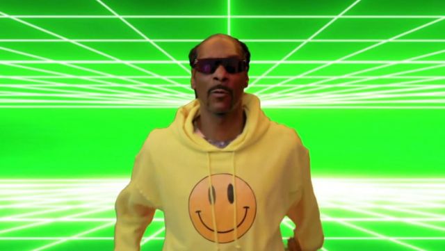 Sunglasses worn by Snoop Dogg in Be Nice music video by Black Eyed Peas