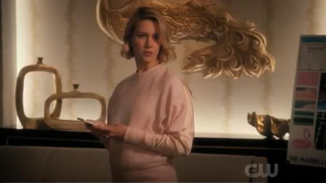 Club Monaco Chavie Cashmere Sweater worn by Petra Solano (Yael Grobglas) in Jane the Virgin (S05E11)