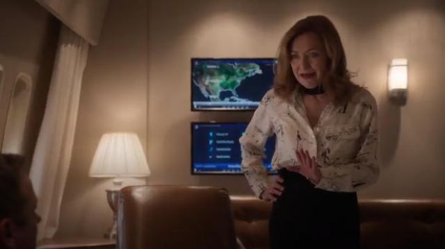 Burberry Chava Sketch Silk Shirt worn by Lorraine Zimmer (Julie White) in Designated Survivor (Season 03 Episode 09)