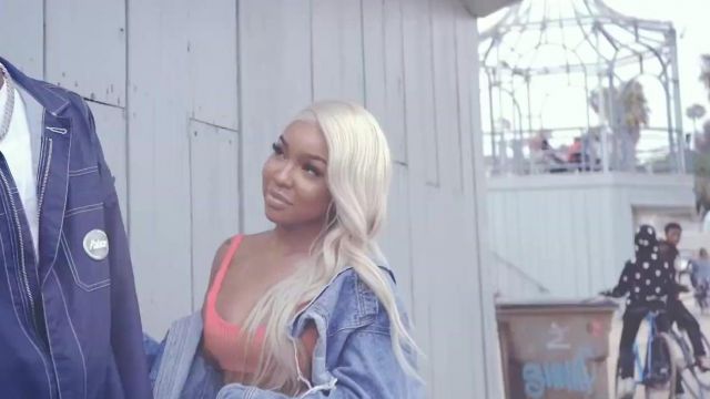 Pink crop top worn by an extra as seen in Why We Can't music video by Quando Rondo