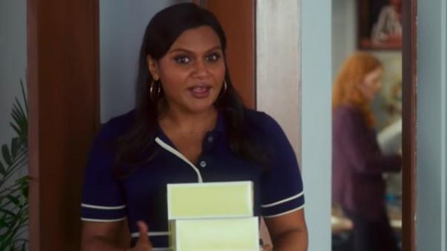 Large gold hoop earrings worn by Molly Patel (Mindy Kaling) as seen in Late Night
