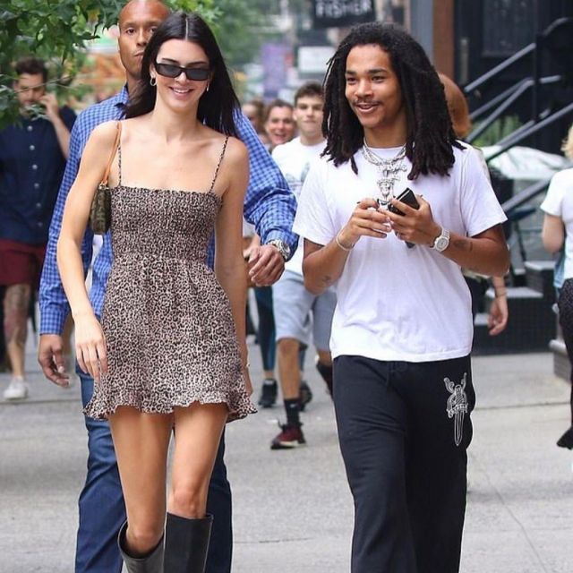 Imprimé léopard robe courte porté par Kendall Jenner à New-York le 19 juin 2019