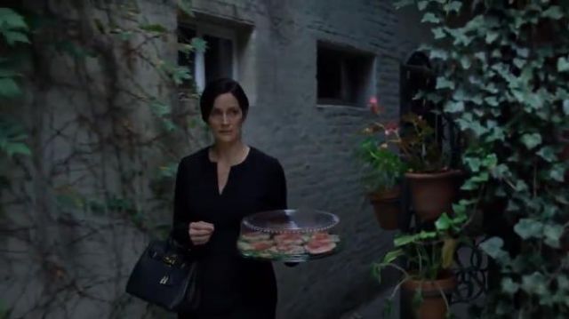 Hermes Birkin 30 Bag worn by Jeri Hogarth (Carrie-Anne Moss) in Marvel's Jessica Jones (Season 03 Episode 06)