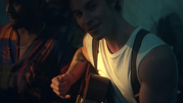 White tank tee worn by Shawn Mendes in his Señorita music video with Camila Cabello
