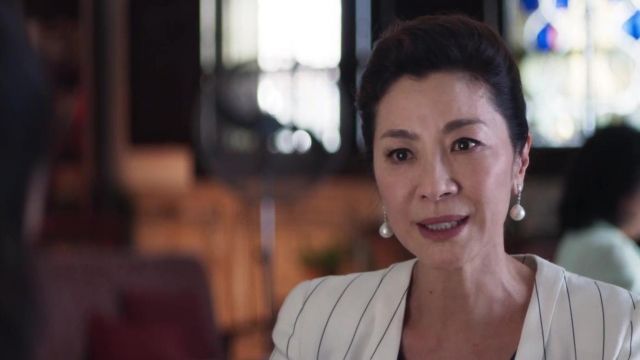 The earrings of Eleanor Young (Michelle Yeoh) in Crazy Rich Asians