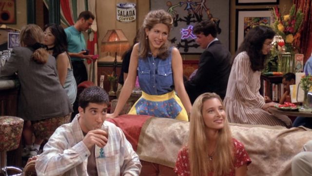 Sleeveless Denim Shirt worn by Rachel Green (Jennifer Aniston) in Friends (S01E03)
