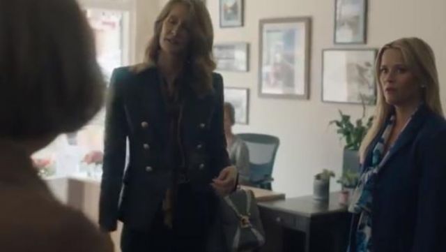 Gucci Leather and snakeskin top handle bag worn by Renata Klein (Laura Dern) in Big Little Lies (Season02 Episode03)