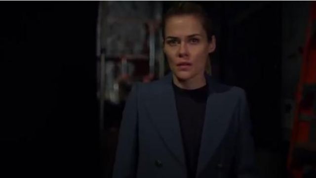 Philosophy di Lorenzo Serafini Double Breasted Blazer worn by Trish Walker (Rachael Taylor) in Marvel's Jessica Jones (Season03 Episode12)