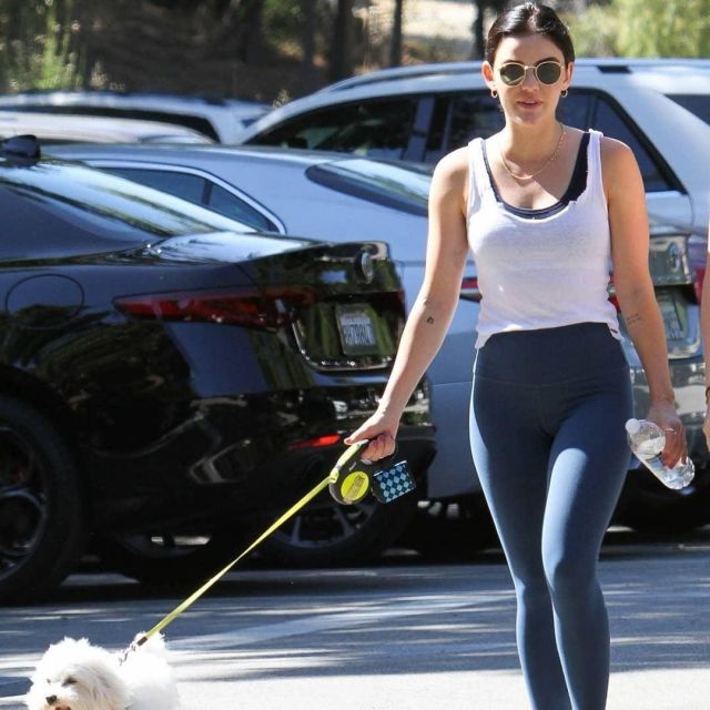 Black legging worn by Lucy Hale in LA with dog June 24, 2019
